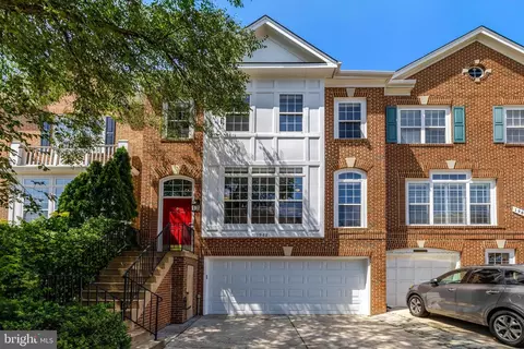 1982 Logan Manor Dr, Reston, VA 20190 photo 40