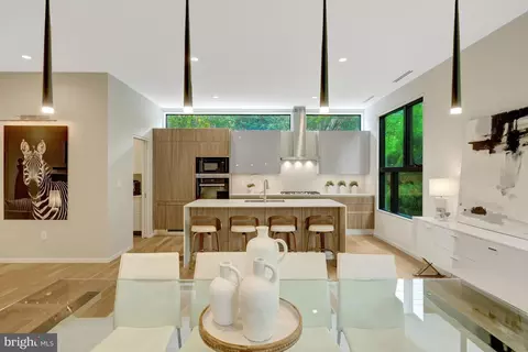 Dining - 7815 Old Falls Rd, Mclean, VA 22102 photo 4 of 5