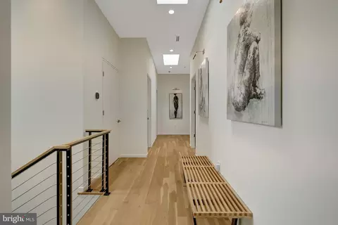 Entry Way - 7815 Old Falls Rd, Mclean, VA 22102 photo 7 of 15