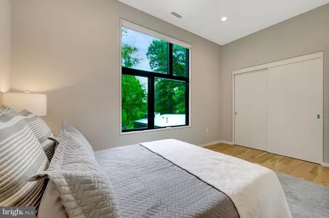 Bedroom - 7815 Old Falls Rd, Mclean, VA 22102 photo 9 of 11