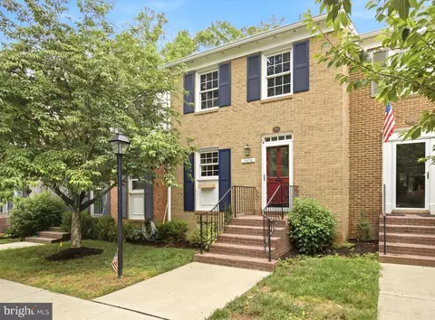 Exterior - 7674 Tiverton Dr, Springfield, VA 22152 photo 2 of 6