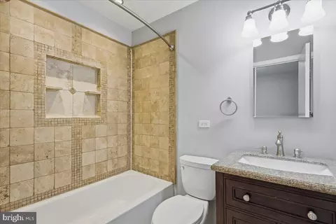 Bath - 7674 Tiverton Dr, Springfield, VA 22152 photo 2 of 3