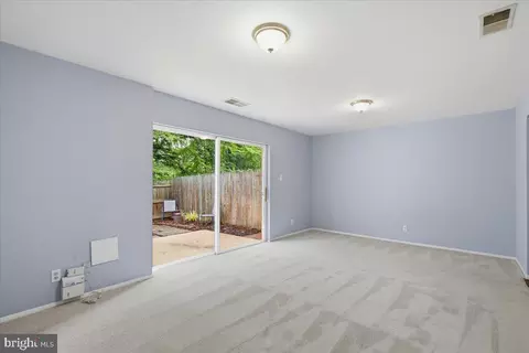 Living - 7674 Tiverton Dr, Springfield, VA 22152 photo 4 of 4