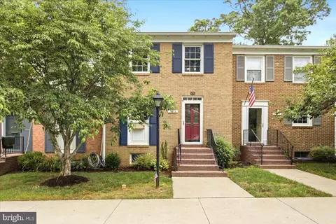 Exterior - 7674 Tiverton Dr, Springfield, VA 22152 photo 5 of 6