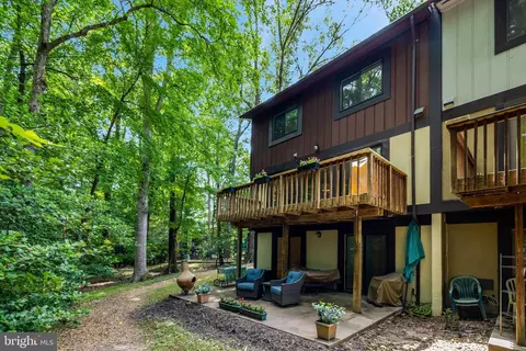 Exterior - 2231 Wheelwright Ct, Reston, VA 20191 photo 6 of 7