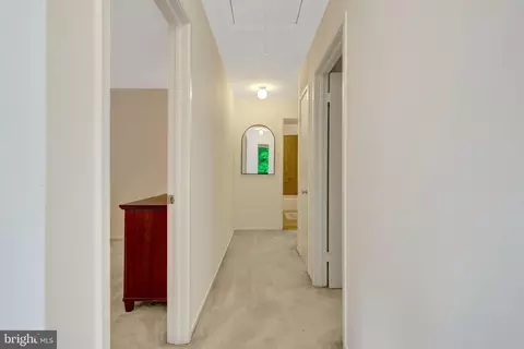 Entry Way - 2231 Wheelwright Ct, Reston, VA 20191 photo 5 of 7