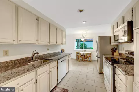 Kitchen - 2231 Wheelwright Ct, Reston, VA 20191 photo 2 of 2