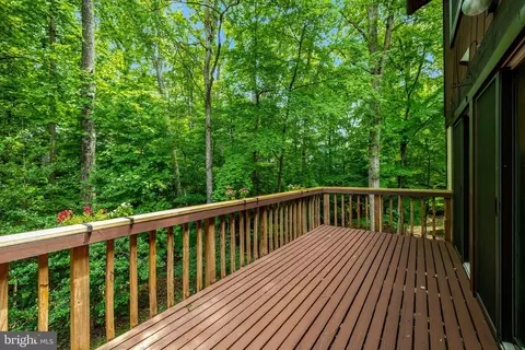 Exterior - 2231 Wheelwright Ct, Reston, VA 20191 photo 2 of 7