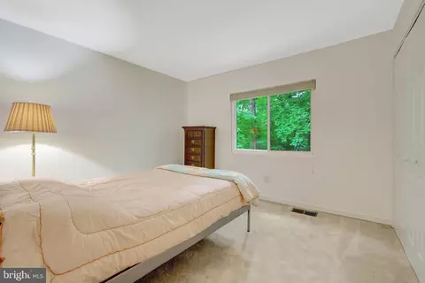 Bedroom - 2231 Wheelwright Ct, Reston, VA 20191 photo 3 of 3
