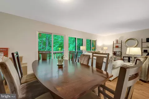 Dining - 2231 Wheelwright Ct, Reston, VA 20191 photo 3 of 4