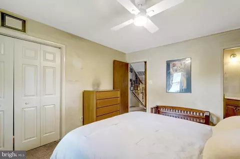 Bedroom - 6014 Hibbling Ave, Springfield, VA 22150 photo 3 of 4