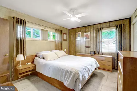 Bedroom - 6014 Hibbling Ave, Springfield, VA 22150 photo 2 of 4