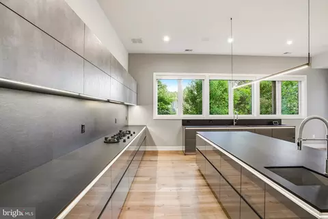 Kitchen - 1459 Dewberry Ct, Mclean, VA 22101 photo 2 of 7