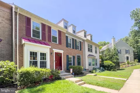 Exterior - 8434 Springfield Oaks Dr, Springfield, VA 22153 photo 11 of 11
