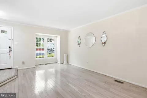 Living - 8434 Springfield Oaks Dr, Springfield, VA 22153 photo 3 of 12