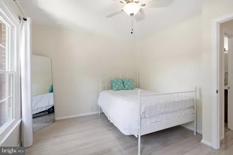 Bedroom - 8434 Springfield Oaks Dr, Springfield, VA 22153 photo 4 of 5