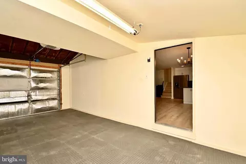 Entry Way - 7215 Willow Oak Pl, Springfield, VA 22153 photo 2 of 2