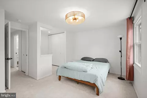 Bedroom - 8234 Crestmont Cir, Springfield, VA 22153 photo 1 of 5
