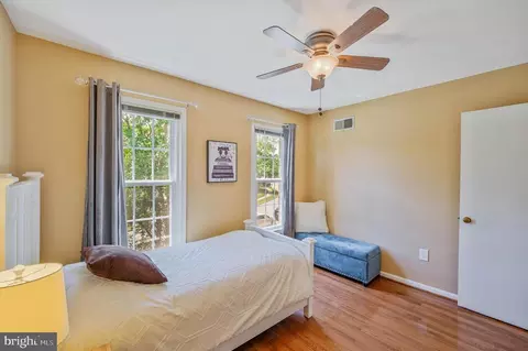 Bedroom - 7902 Larrick Ct, Springfield, VA 22153 photo 2 of 8