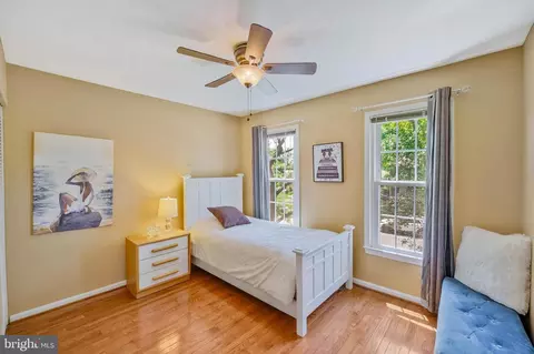 Bedroom - 7902 Larrick Ct, Springfield, VA 22153 photo 1 of 8