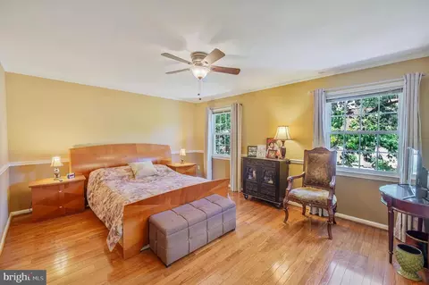 Bedroom - 7902 Larrick Ct, Springfield, VA 22153 photo 6 of 8