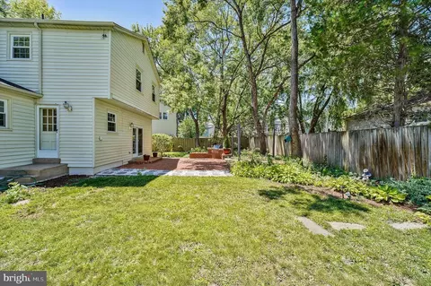 Exterior - 7902 Larrick Ct, Springfield, VA 22153 photo 8 of 8