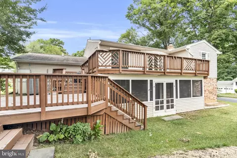 Exterior - 8001 Leyton Pl, Springfield, VA 22152 photo 9 of 9