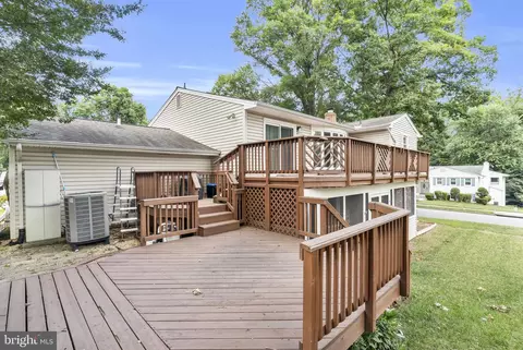 Exterior - 8001 Leyton Pl, Springfield, VA 22152 photo 5 of 9