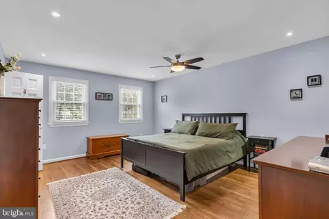 Bedroom - 8001 Leyton Pl, Springfield, VA 22152 photo 2 of 9