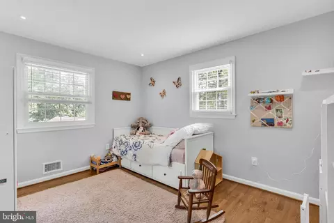 Bedroom - 8001 Leyton Pl, Springfield, VA 22152 photo 5 of 9
