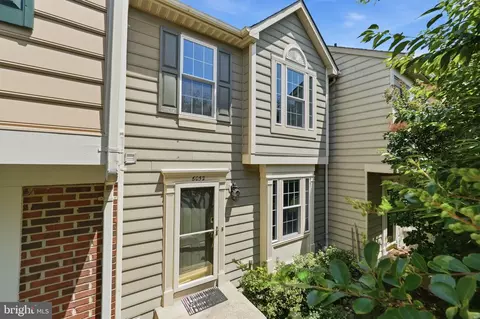 6052 Kestner Cir, Alexandria, VA 22315