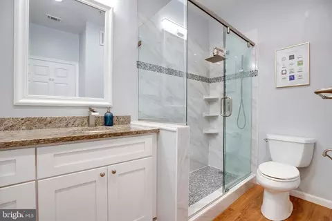 Bath - 1571 Spring Gate Dr #6106, Mclean, VA 22102 photo 1 of 1
