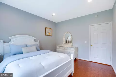 Bedroom - 1571 Spring Gate Dr #6106, Mclean, VA 22102 photo 2 of 3