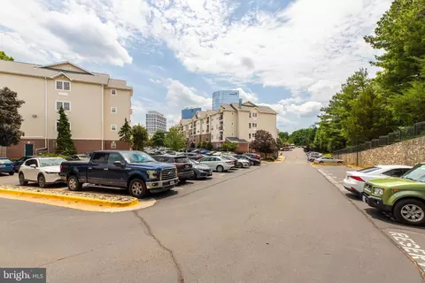 Exterior - 1571 Spring Gate Dr #6106, Mclean, VA 22102 photo 2 of 5