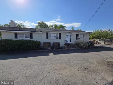 7925 Richmond Hwy, Alexandria, VA 22306