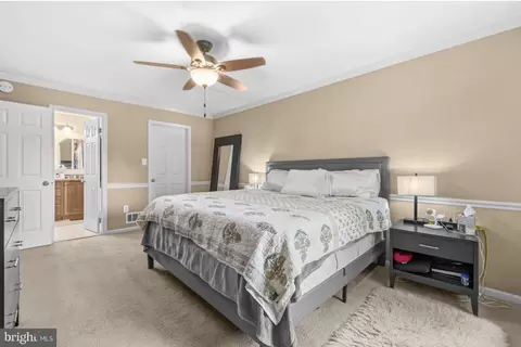 Bedroom - 8853 Applecross Ln, Springfield, VA 22153 photo 1 of 5