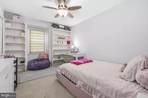 Bedroom - 8853 Applecross Ln, Springfield, VA 22153 photo 3 of 5
