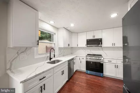 Kitchen - 8071 Steeple Chase Ct, Springfield, VA 22153 photo 2 of 2