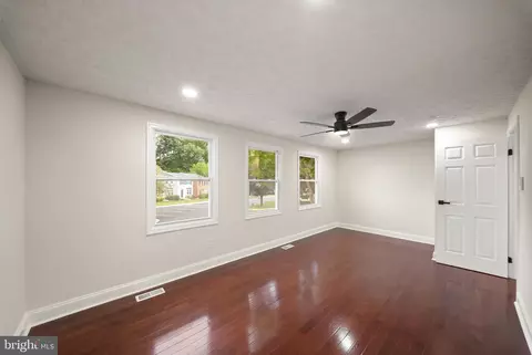 Living - 8071 Steeple Chase Ct, Springfield, VA 22153 photo 5 of 5