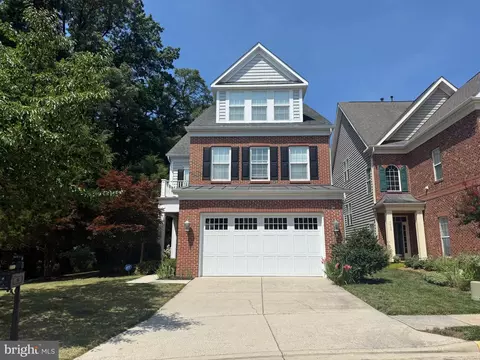 6023 Masondale Rd, Alexandria, VA 22315