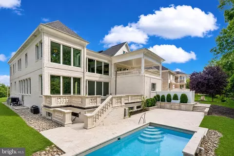 6600 Reserves Hill Ct, Annandale, VA 22003