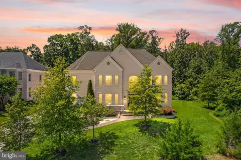 6600 Reserves Hill Ct, Annandale, VA 22003