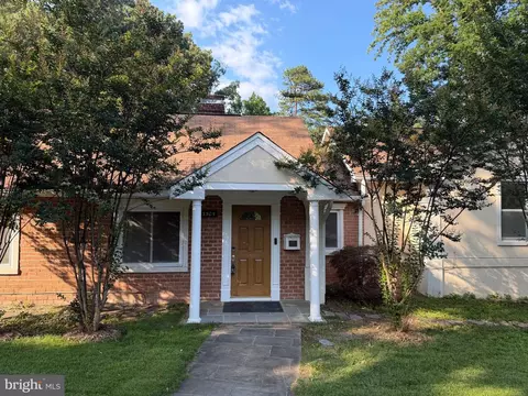 3505 Gallows Rd, Falls Church, VA 22042