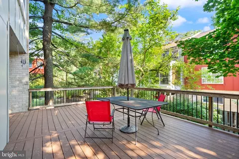 Exterior - 11041 Saffold Way, Reston, VA 20190 photo 5 of 12