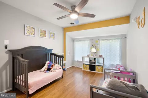 Bedroom - 11041 Saffold Way, Reston, VA 20190 photo 2 of 8