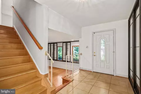 Entry Way - 6336 Torrence St, Burke, VA 22015 photo 2 of 2