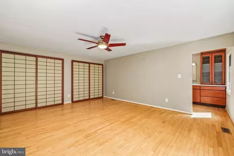 Living - 6336 Torrence St, Burke, VA 22015 photo 11 of 12