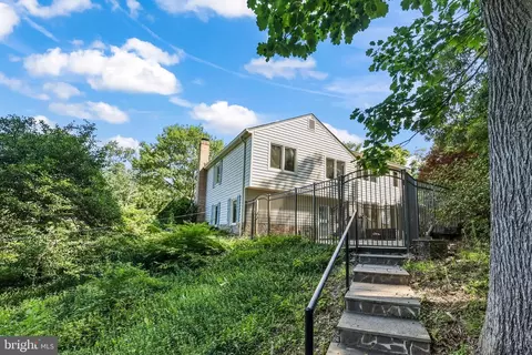 Exterior - 6336 Torrence St, Burke, VA 22015 photo 14 of 14