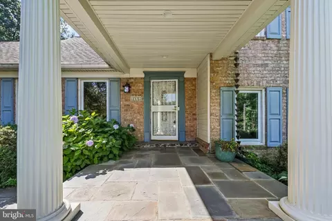 Exterior - 6336 Torrence St, Burke, VA 22015 photo 7 of 14