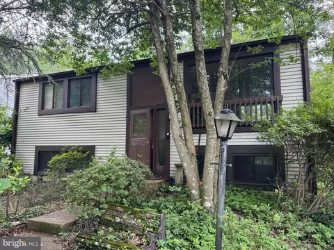 2309 Old Trail Dr, Reston, VA 20191 photo 2